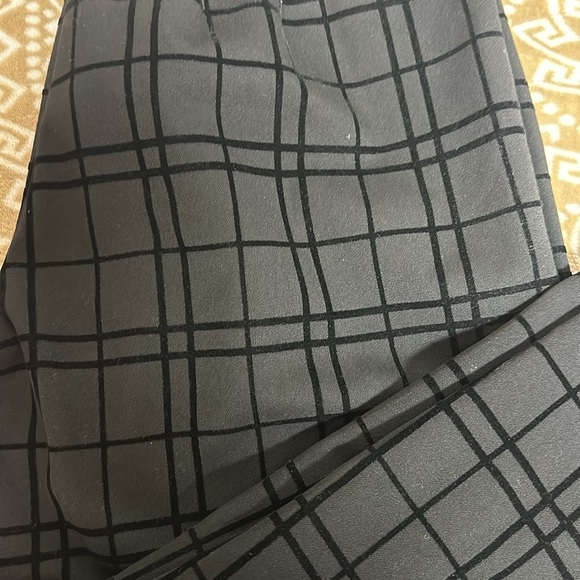 Talbots Stretch Fit Windowpane Black Plaid Pants Velvet Checks Sz 6 - Picture 2 of 7